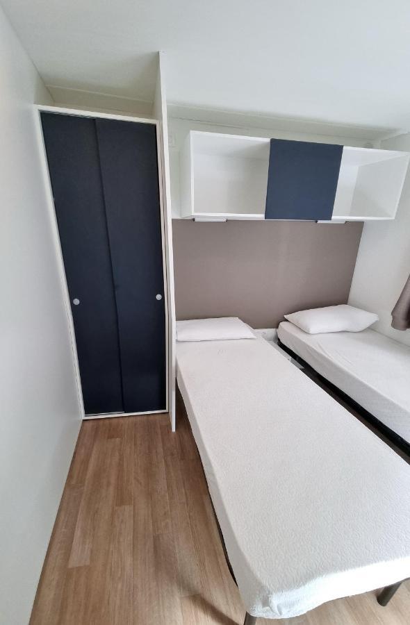 Camping La Rocca 马内尔巴 外观 照片